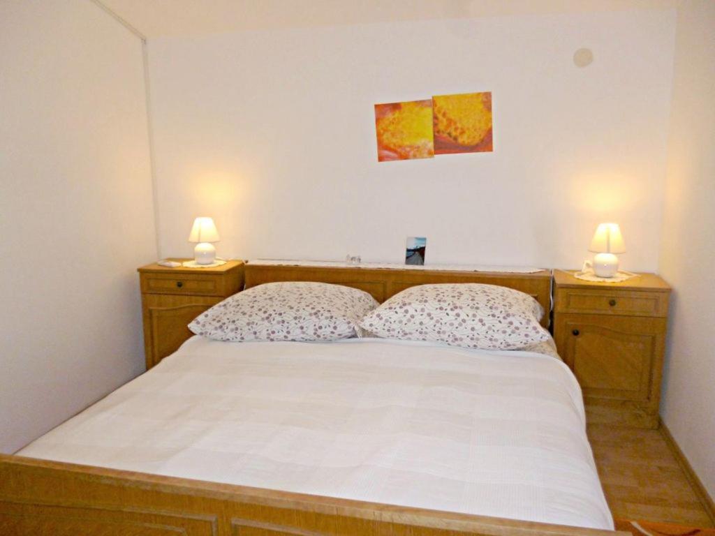 Villa Marija Podstrana Luaran gambar