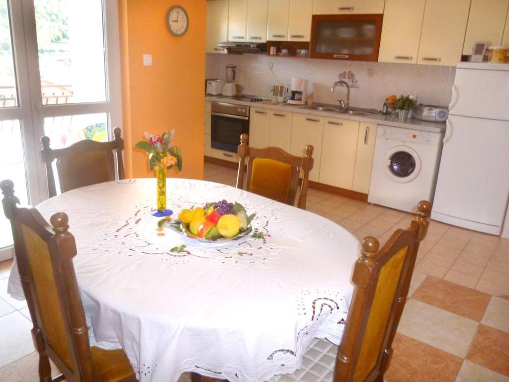 Villa Marija Podstrana Luaran gambar