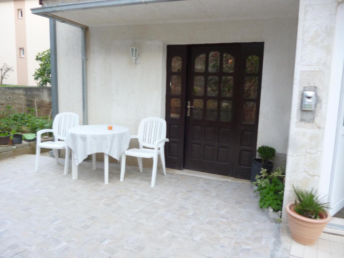 Villa Marija Podstrana Luaran gambar